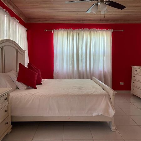 Sapphire Garden Townhouses George Town Exterior photo